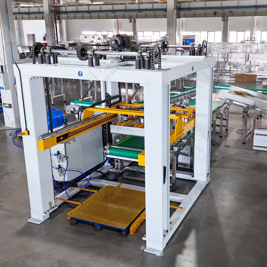 Macchina di pallettizzazione/depallettizzazione con impilatore di lattine